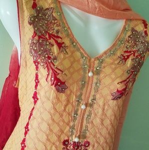 ❌❌SOLD❌❌3 PC Indian Pakistani Shalwar kameez